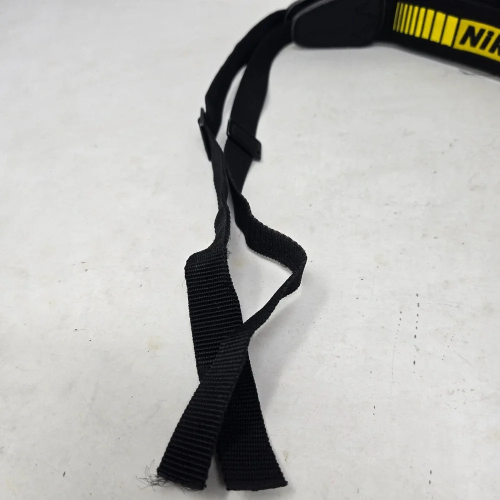 Nikon camera neck
